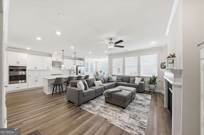 Building Photo - 3939 Alderstone Dr
