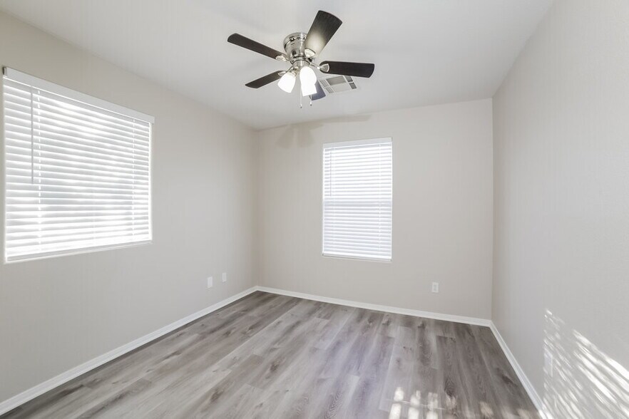 Building Photo - 8436 Walker Gardens Pl