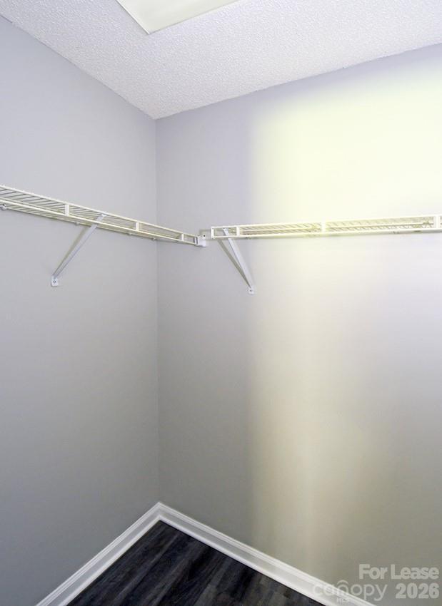 Building Photo - 166 Glen-Gar Dr