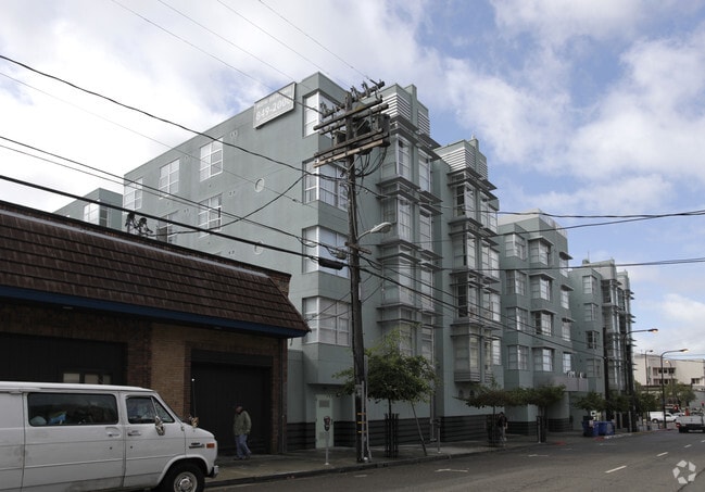 Berkeley Apartments - Fine Arts - Sterling Haste