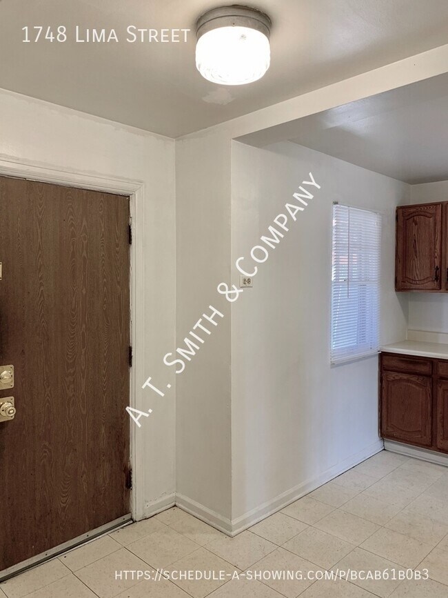 Building Photo - 1748 Lima St