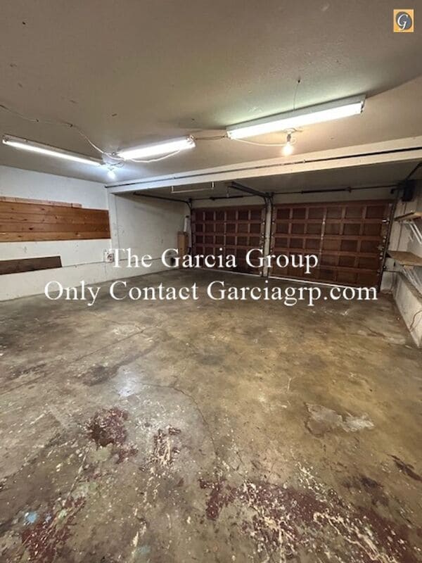 Building Photo - 17949 SE Arista Dr