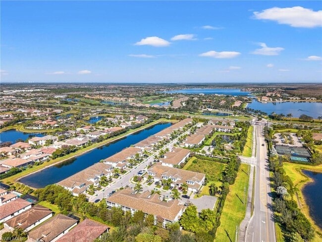 Building Photo - 2318 Sawyers Hill Rd