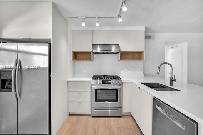 Building Photo - 3265 Virginia St