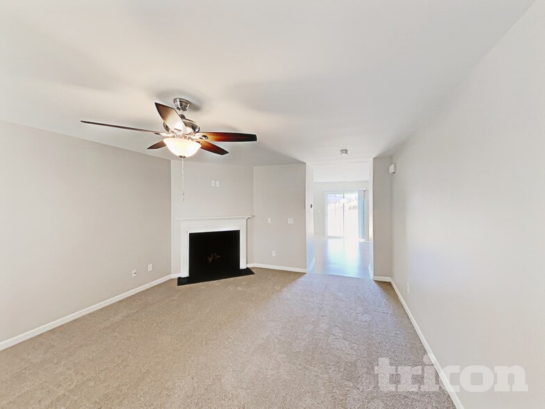 Building Photo - 4976 Mt Hope Dr