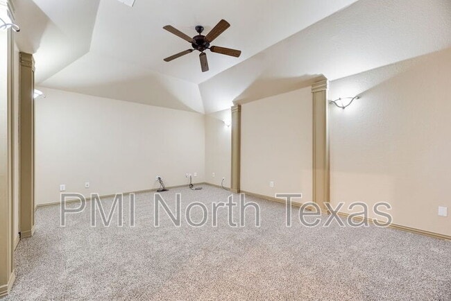 Building Photo - 2673 Pine Trail Dr