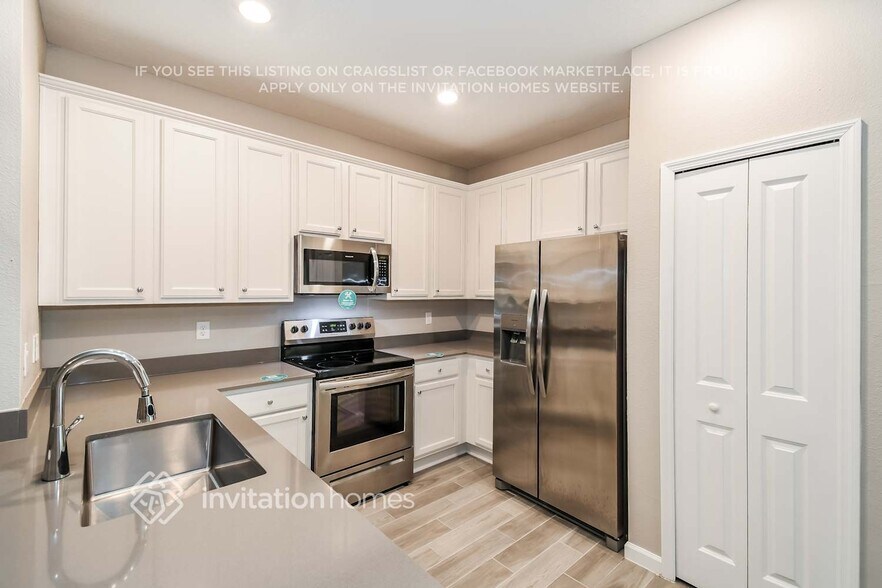 Building Photo - 385 Cherry Ridge Dr