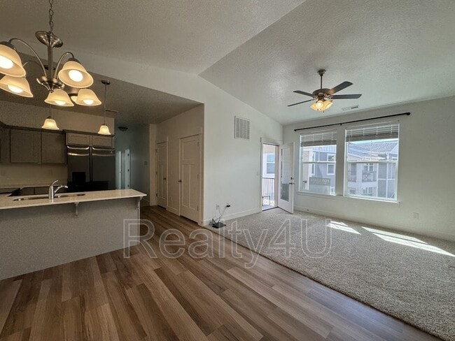 Building Photo - 511 N 310 W