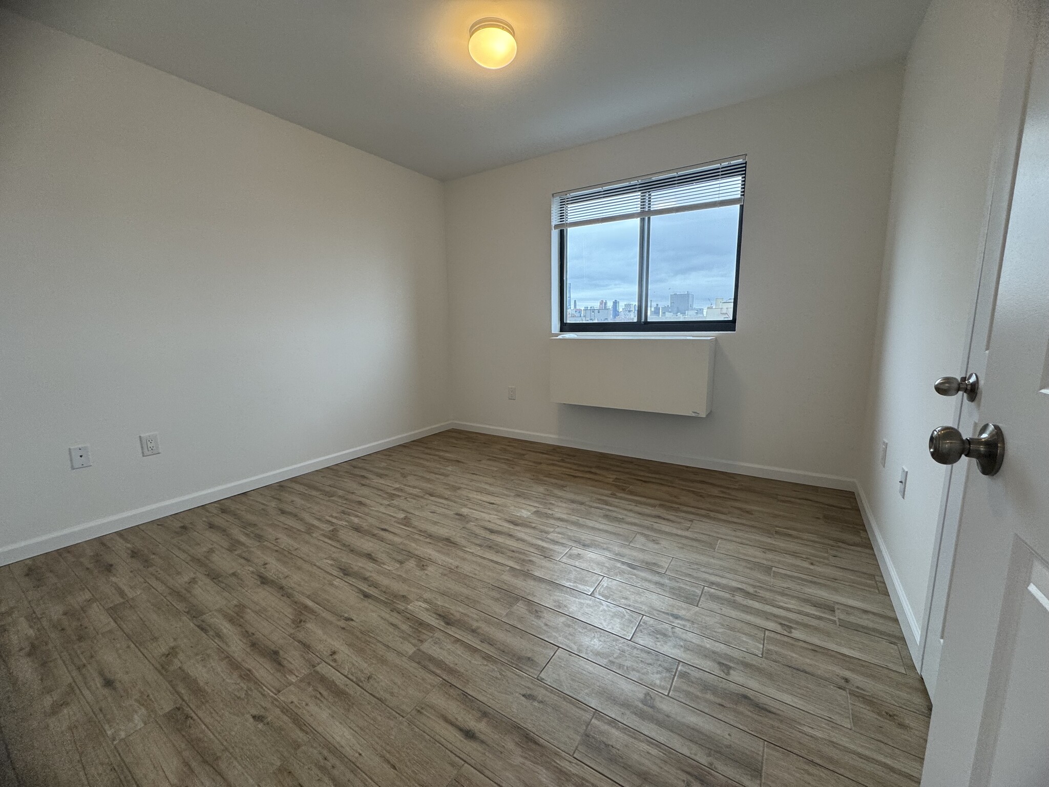 Building Photo - 3104 31st Ave