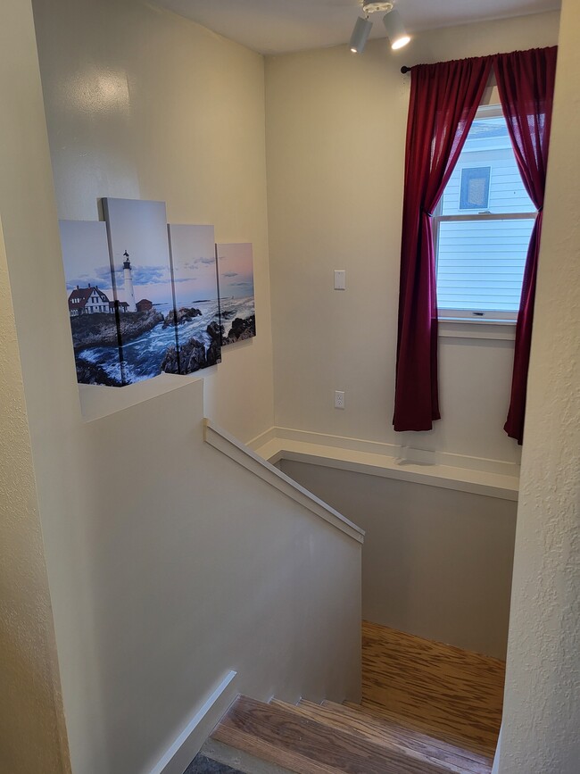 Building Photo - 30 Main St