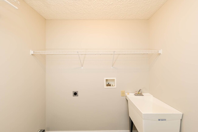Building Photo - 5609 Blandon Run