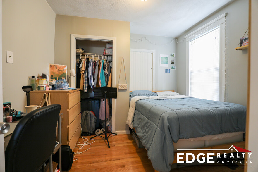 Building Photo - 4 Rockledge St