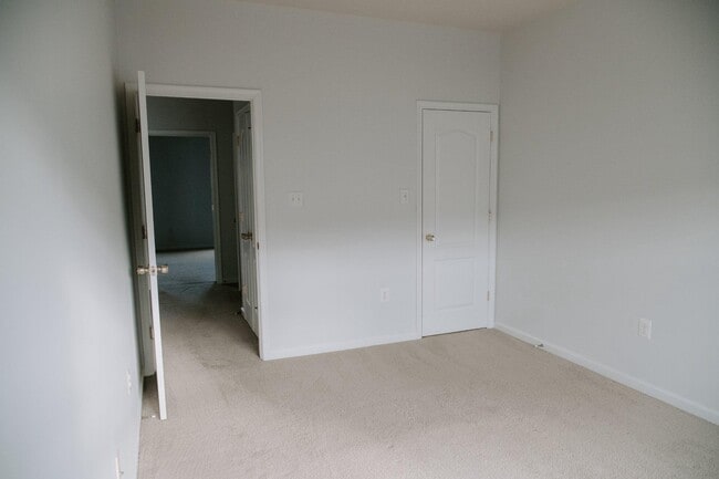 Building Photo - 110 Quinton Oaks Cir