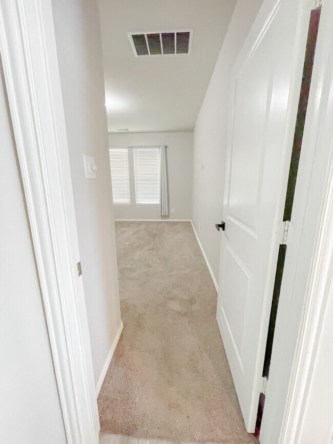 Building Photo - 21130 American Yellowwood Pl