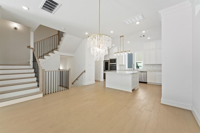 Building Photo - 3504 Bridgewater Oaks Ln