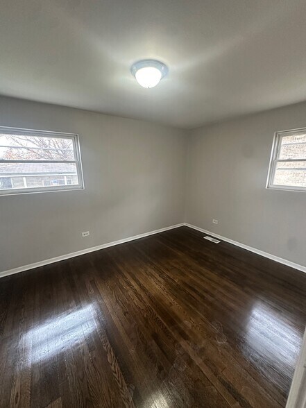 Bedroom 3 - 11350 S Aberdeen St