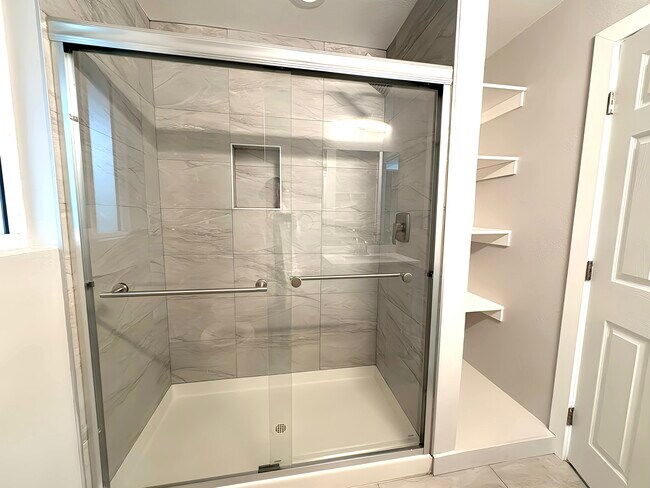 Building Photo - 863 De Bernardi Ct