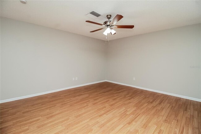 Building Photo - 124 Sunset Dr