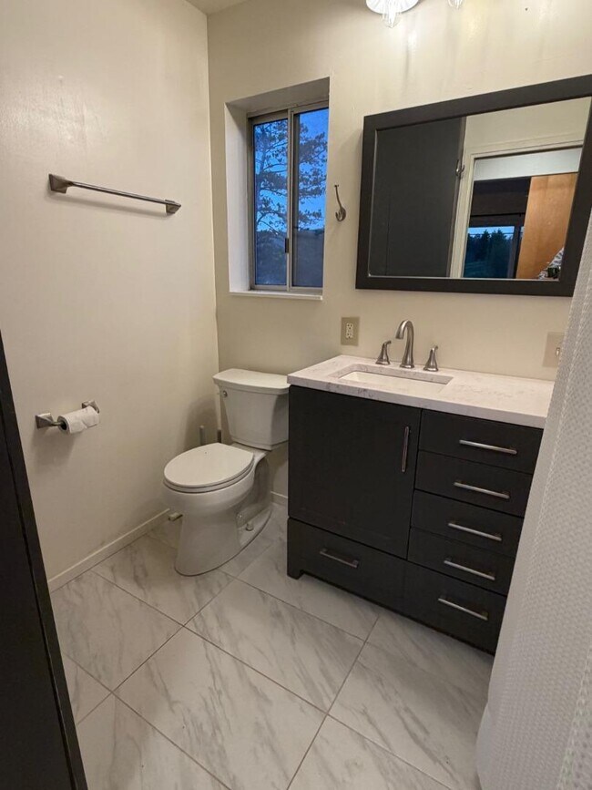 Building Photo - 11100 La Honda Rd