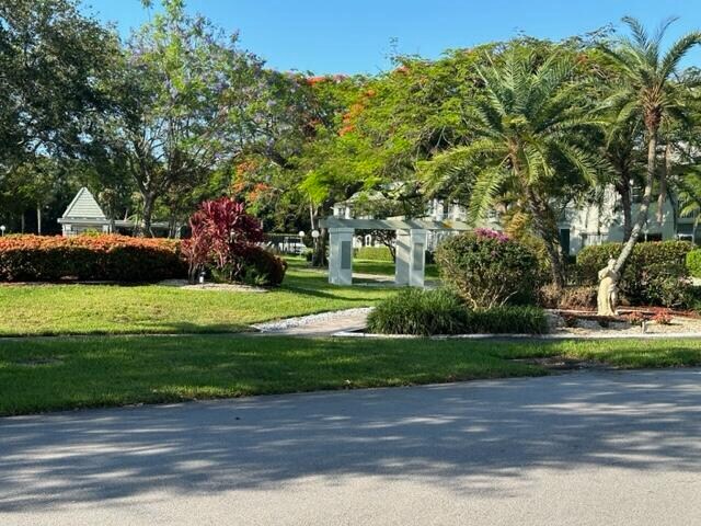Building Photo - 1204 Bahama Bend