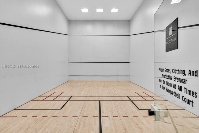 Building Photo - 5851 NW 125th Terrace