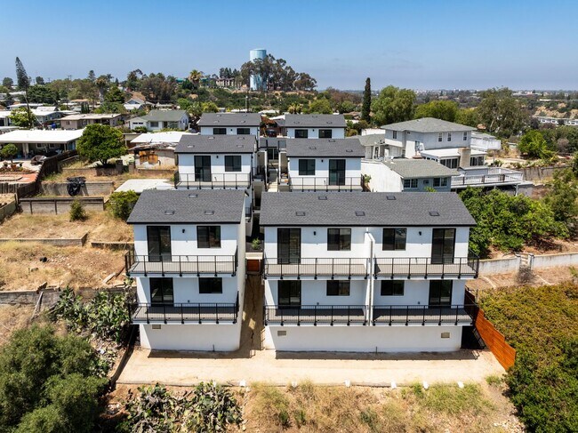 Building Photo - 3873 Boren St