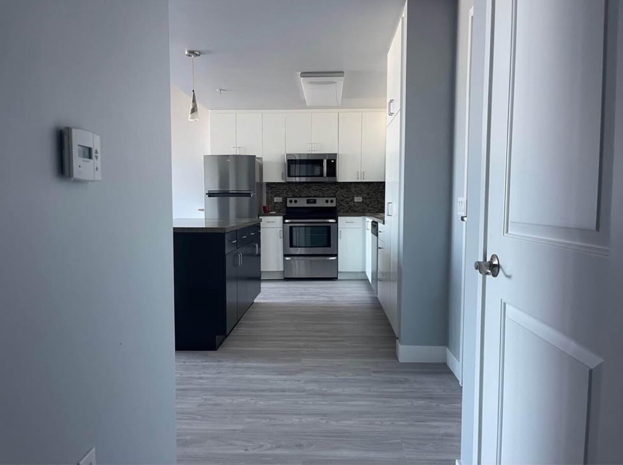 Building Photo - 1080 Park Blvd