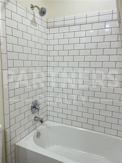 Building Photo - 3121 Milan Dr