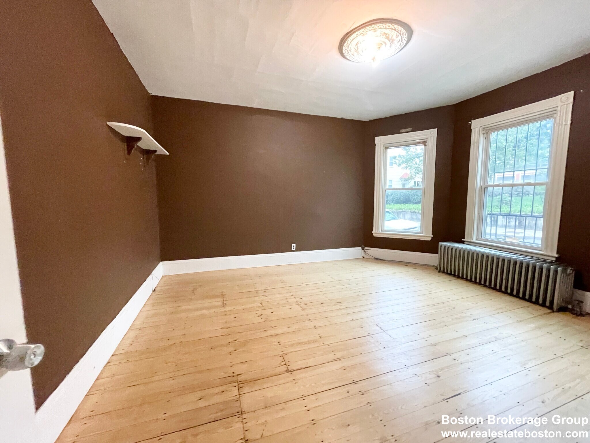 Building Photo - 61 Hillside St