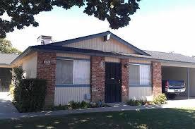 Primary Photo - 3237 N Fowler Ave