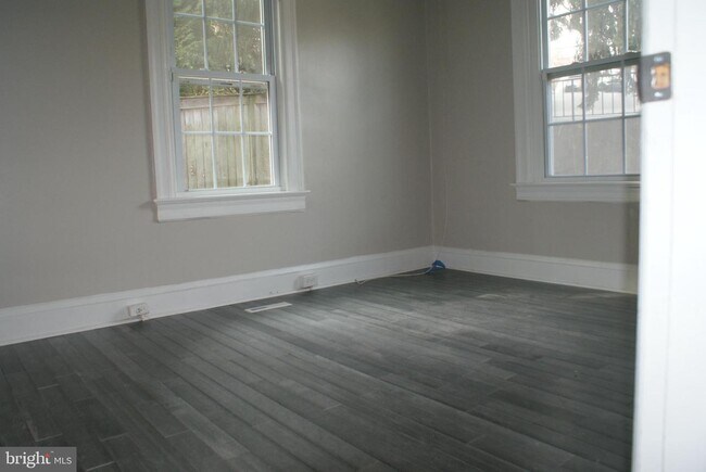 Building Photo - 9207 Colesville Rd
