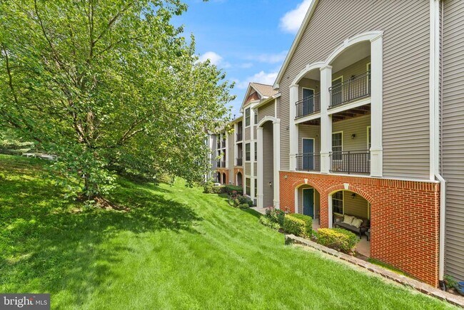 Building Photo - 20453 Chesapeake Square