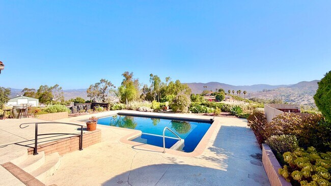 Building Photo - Beautiful Custom Single-Story Home on Gated Country Property with Spectacular Views & Pool!