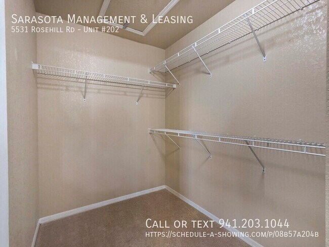 Building Photo - 5531 Rosehill Rd