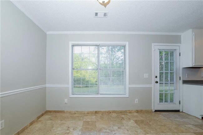 Building Photo - 85 Dove Point