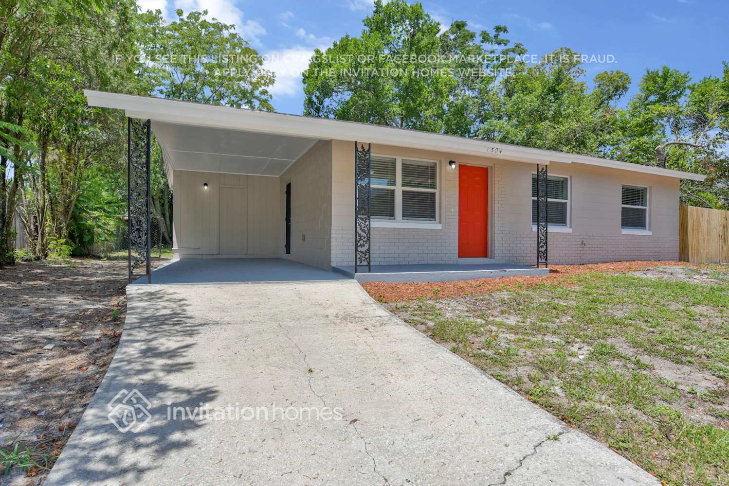 Building Photo - 1504 Pine Lake Rd