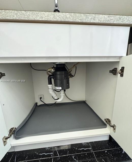 Building Photo - 2425 NE 135th St