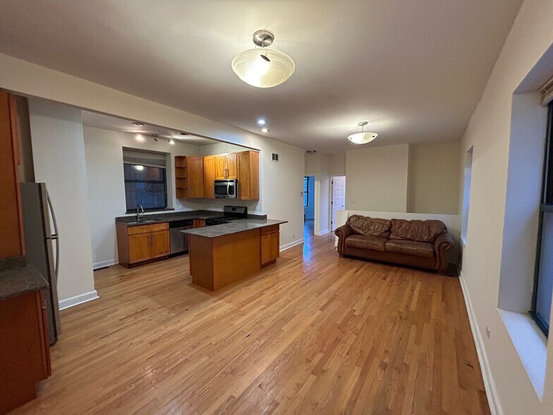 Building Photo - Greenwood Apartments