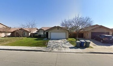 Building Photo - 2042 Romolo St