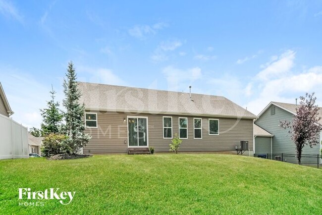 Building Photo - 1811 Barclay Trail Dr