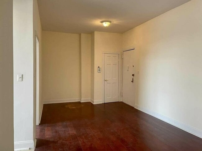 Building Photo - 41-47 St Nicholas Terrace,-