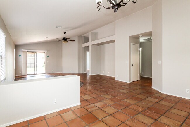 Building Photo - 8631 W Fargo Dr