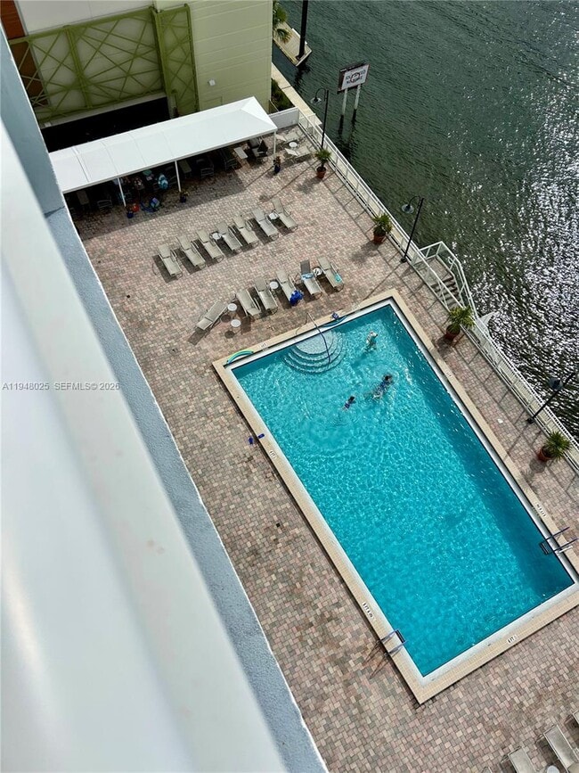 Building Photo - 3000 S Ocean Dr
