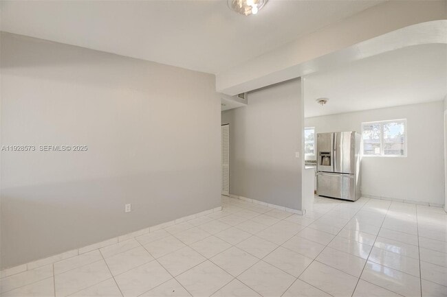 Building Photo - 3510 SW 39th St