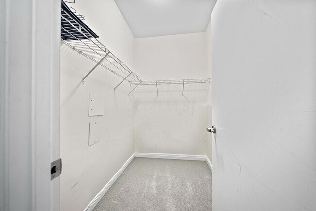 Building Photo - 251 Daniel Burnham Square