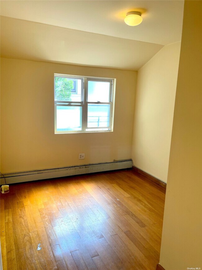 Building Photo - 104-17 220th St