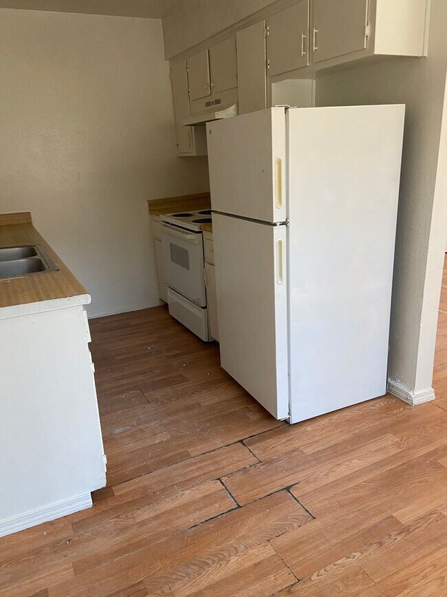 Building Photo - 127 Tennessee St SE