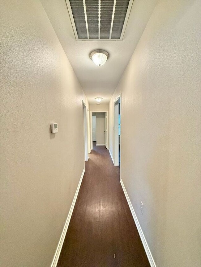 Building Photo - Tour Today! - Gorgeous 4 Bedroom Home in The Ranch Subdivision- Flint!