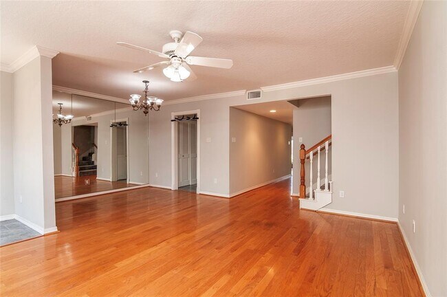 Building Photo - 12979 Trail Hollow Dr