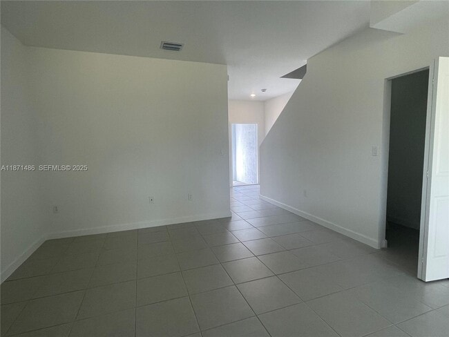 Building Photo - 27700 SW 156th Ave